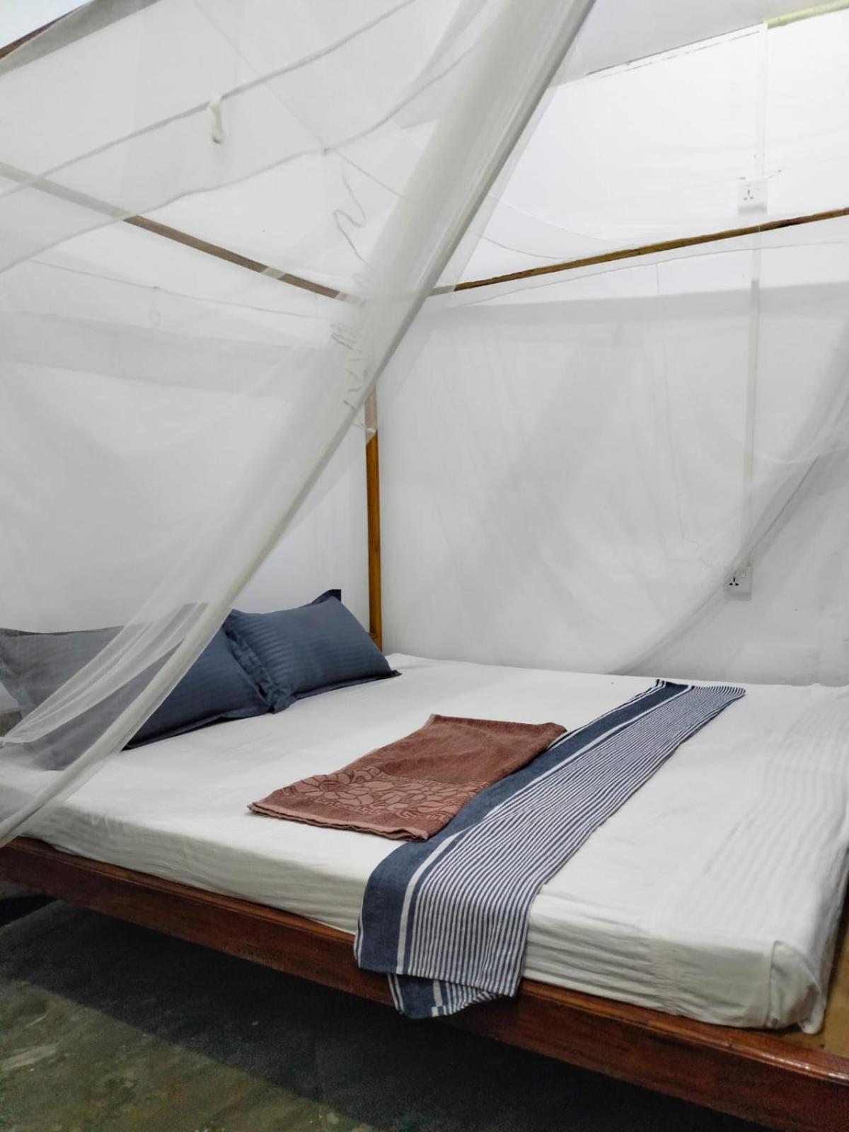 Costels Arugambay Hostel Arugam Bay Cameră foto